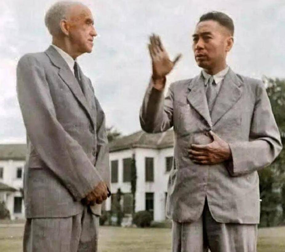 1949年新中国成立之时，蒋介石还在大陆，他在哪？又在做些什么？