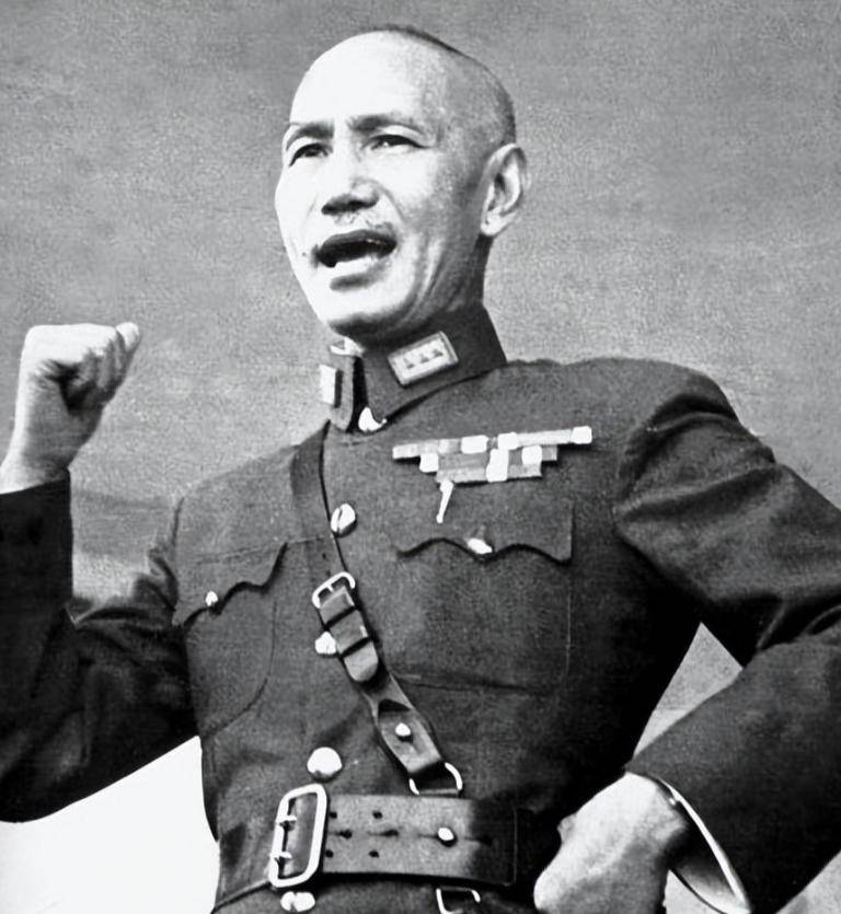 1949年新中国成立之时，蒋介石还在大陆，他在哪？又在做些什么？