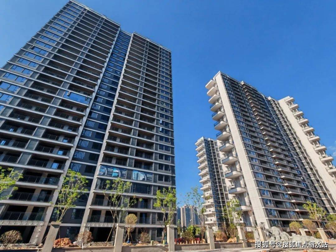 2025最新网站岳阳【岳阳和辰揽悦】售楼处欢迎您|楼盘详情-样板间/价格/户型-停车位-容积率-小区环境-售楼处地址-定位 -【预约电话】