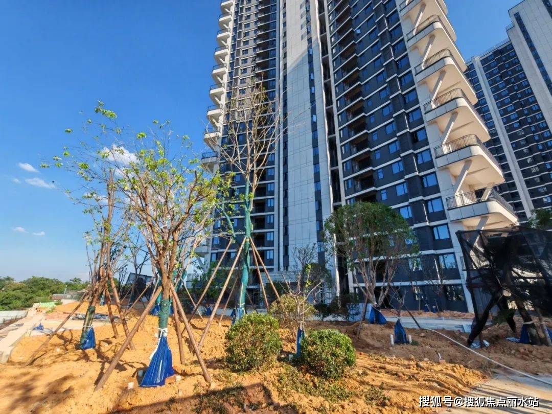 2025最新网站岳阳【岳阳和辰揽悦】售楼处欢迎您|楼盘详情-样板间/价格/户型-停车位-容积率-小区环境-售楼处地址-定位 -【预约电话】