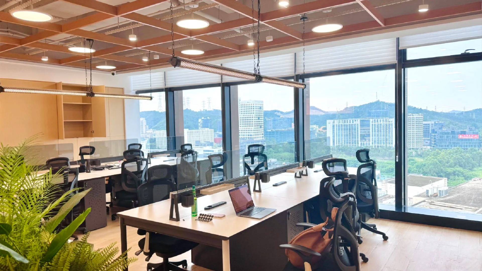 广州地址挂靠找谁？办理营业执照权威指南与靠谱推荐