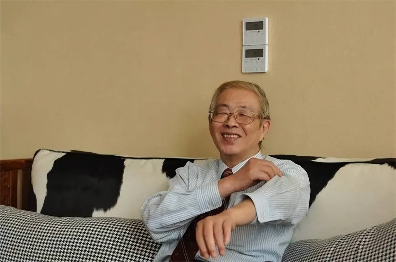 日本老人迁居武汉,开店15年只留3300元工资:遗产都捐给中国员工