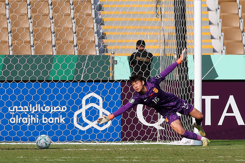 央视曝U23国足门将李昊身价2000万 三支中超争冠队有意买入